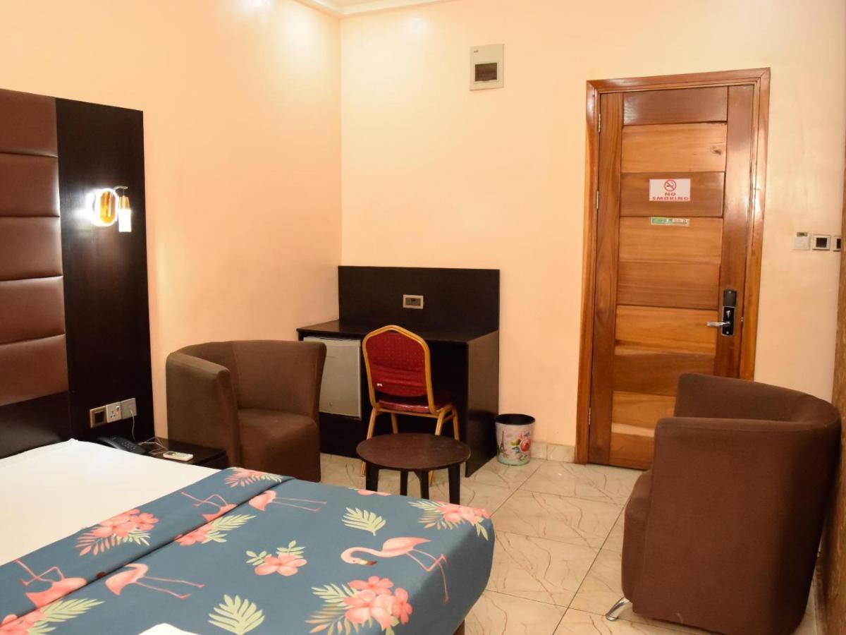 Bana Hotel & Suites Lagos Kültér fotó