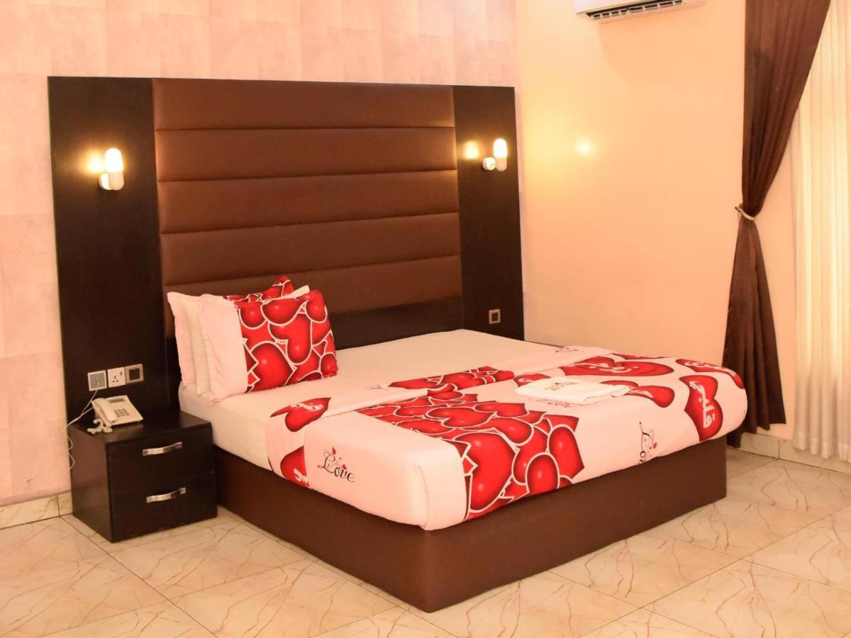 Bana Hotel & Suites Lagos Kültér fotó