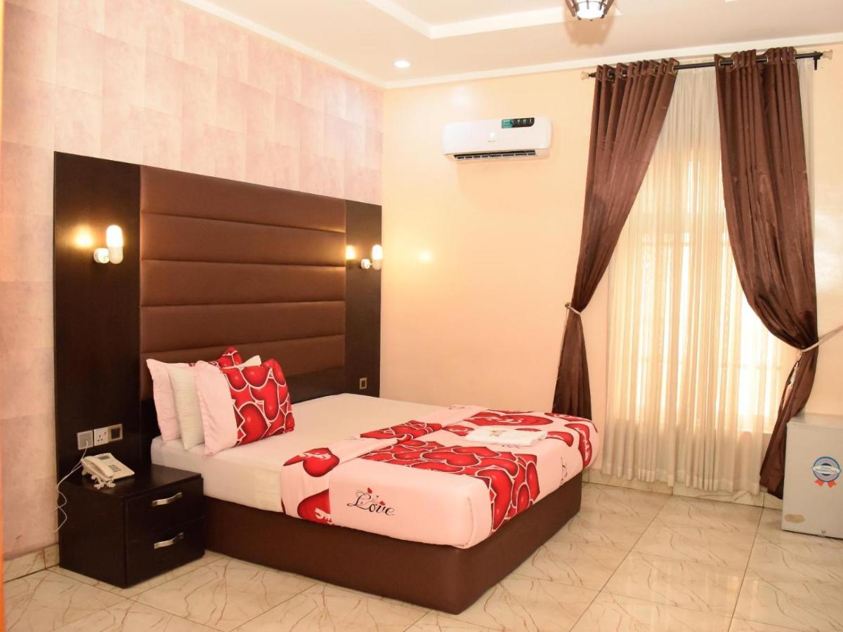 Bana Hotel & Suites Lagos Kültér fotó